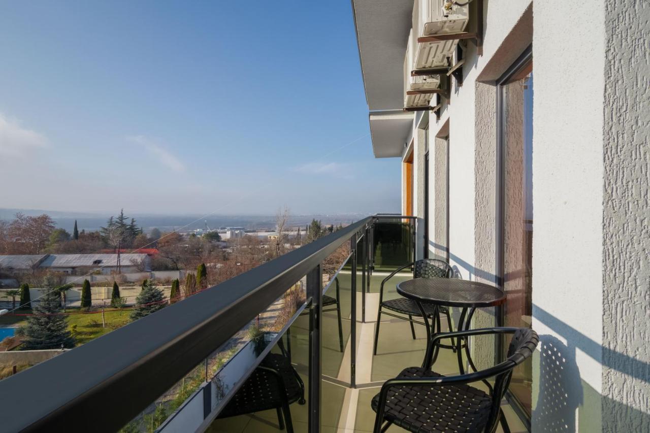 Saguramo Hotel Alexandria מראה חיצוני תמונה