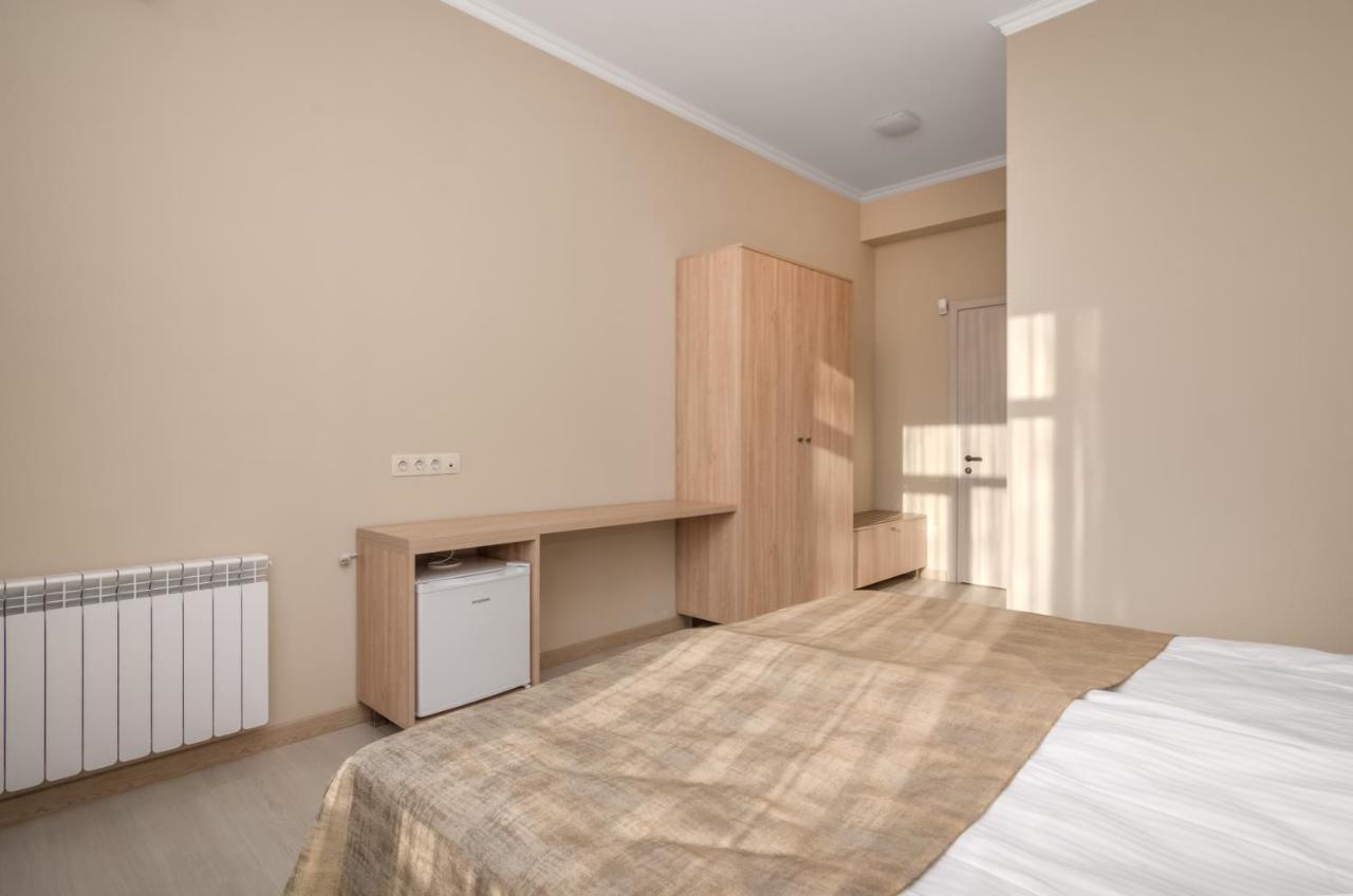 Saguramo Hotel Alexandria מראה חיצוני תמונה