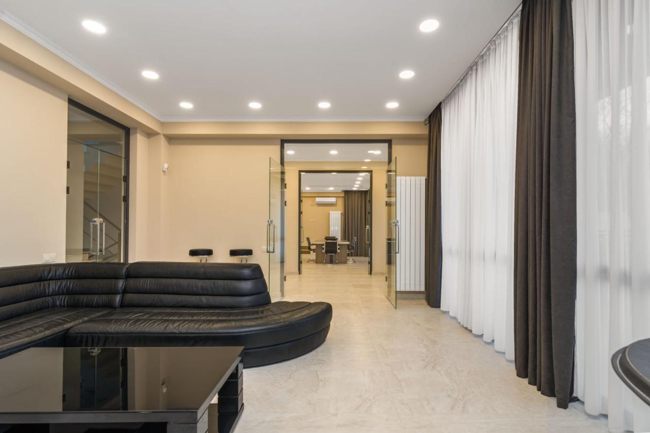 Saguramo Hotel Alexandria מראה חיצוני תמונה